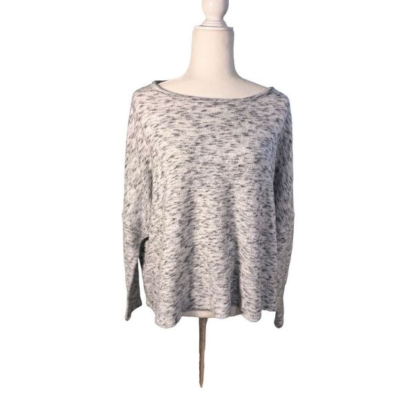Everleigh super soft long sleeve - Picture 1 of 8